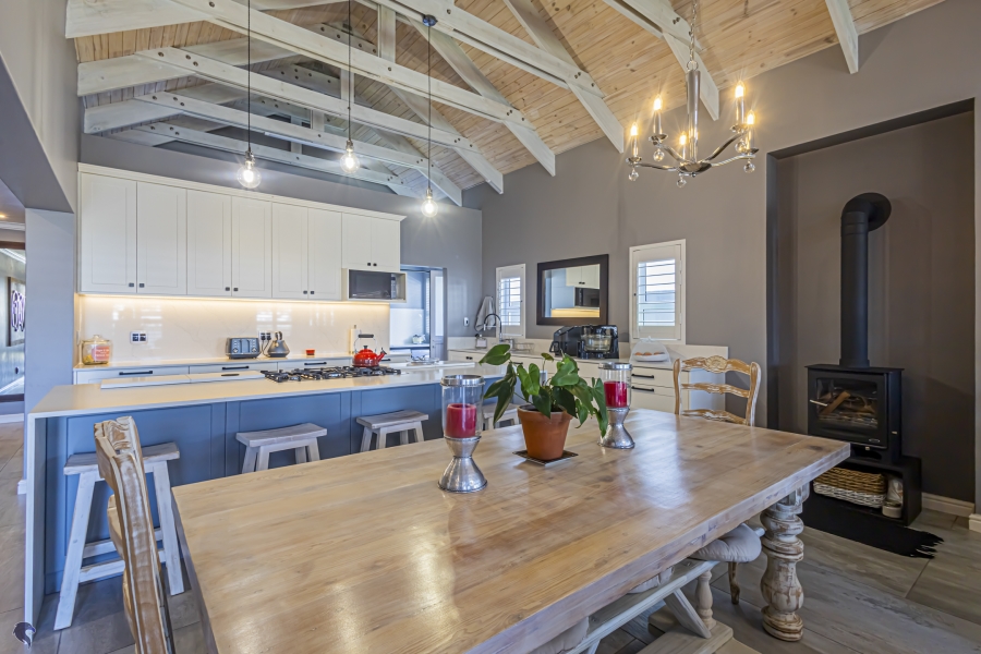 3 Bedroom Property for Sale in Calypso Beach Western Cape